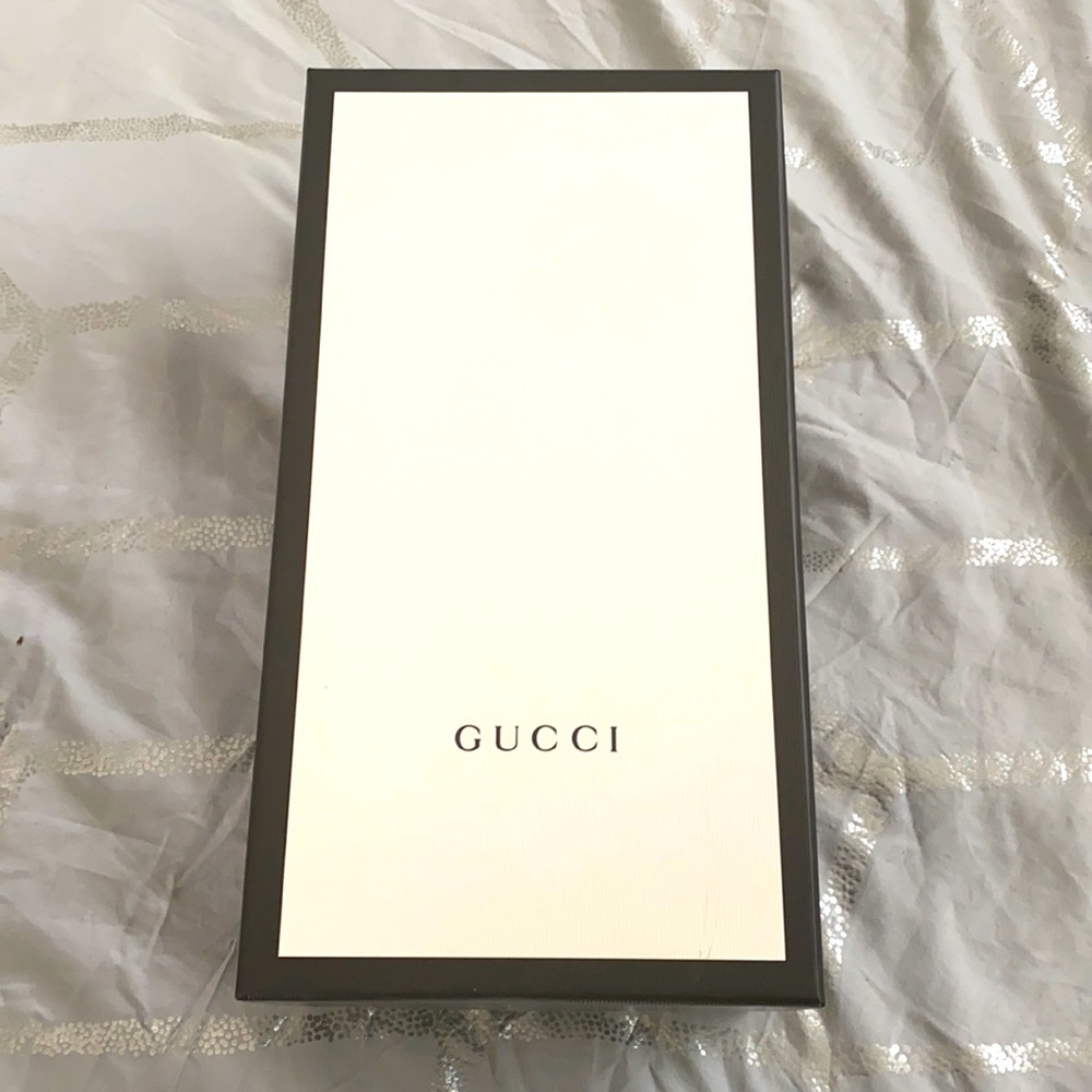 Gucci shoe box